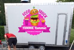 Logo # 880278 voor foodtruck YammieYammie wedstrijd