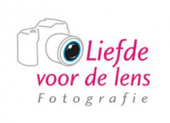 Logo # 227040 voor Ontwerp een vrouwelijk, modern en stijlvol logo voor een freelance fotograaf wedstrijd