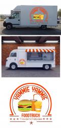 Logo # 881429 voor foodtruck YammieYammie wedstrijd