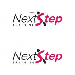 Logo # 487871 voor Next Step Training wedstrijd