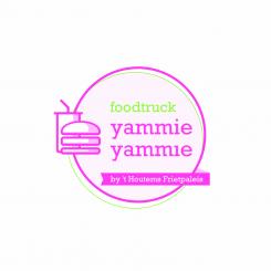 Logo # 881479 voor foodtruck YammieYammie wedstrijd