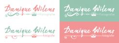 Logo # 617349 voor Ontwerp voor een fotograaf een vintage logo met barok accent in een modern jasje!  wedstrijd