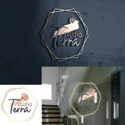 Logo design # 1119190 for Logo creative studio  portrait photography and webshop  illustrations  cards  posters etc   contest