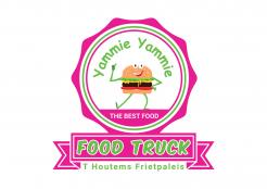 Logo # 881323 voor foodtruck YammieYammie wedstrijd