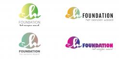 Logo & Huisstijl # 362603 voor Maak CH-Foundation 